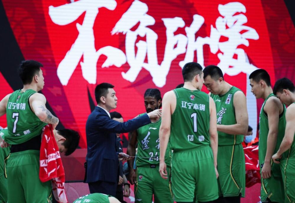  教练临场变阵奇效，替补席成制胜奇兵