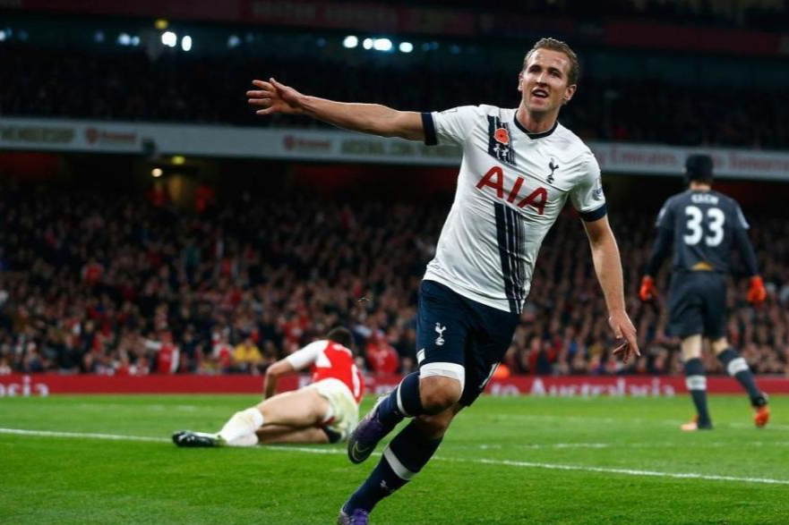  网坛新锐挑战传统，年轻力量改写格局